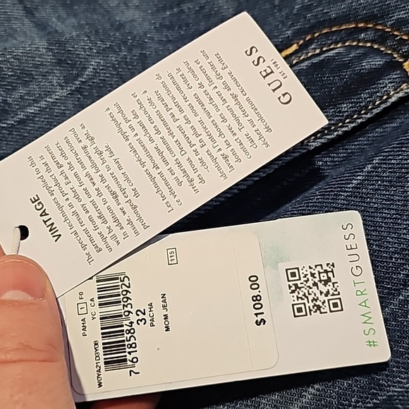 Guess 32x27 new with tags mom jeans - Picture 6 of 7